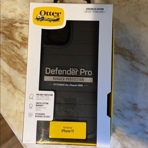 NEW IN BOX iPhone 11 otter box